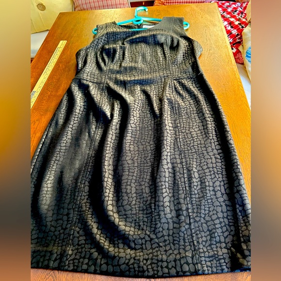 Calvin Klein “Snake”-print little Black Cocktail Dress Sleeveless. Like new,sz16 - Picture 4 of 11
